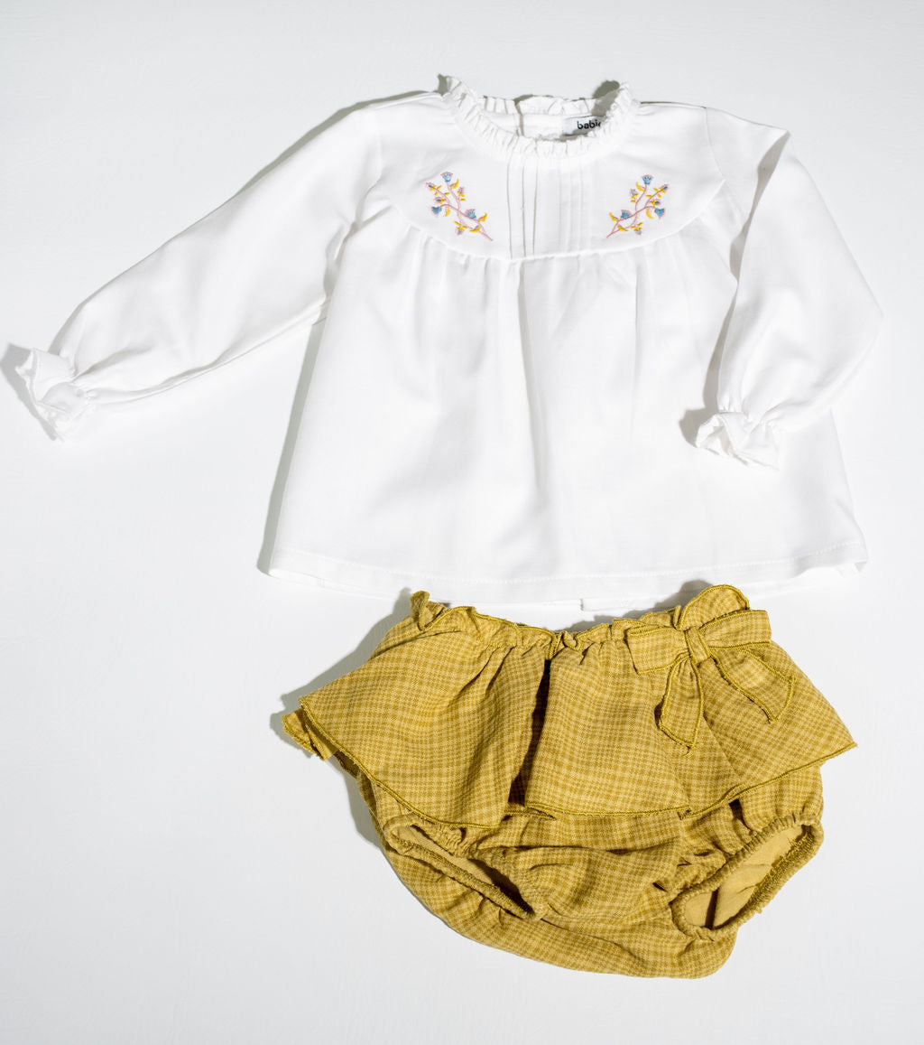 Long Sleeve Ruffle Shirt with Yellow Bloomers